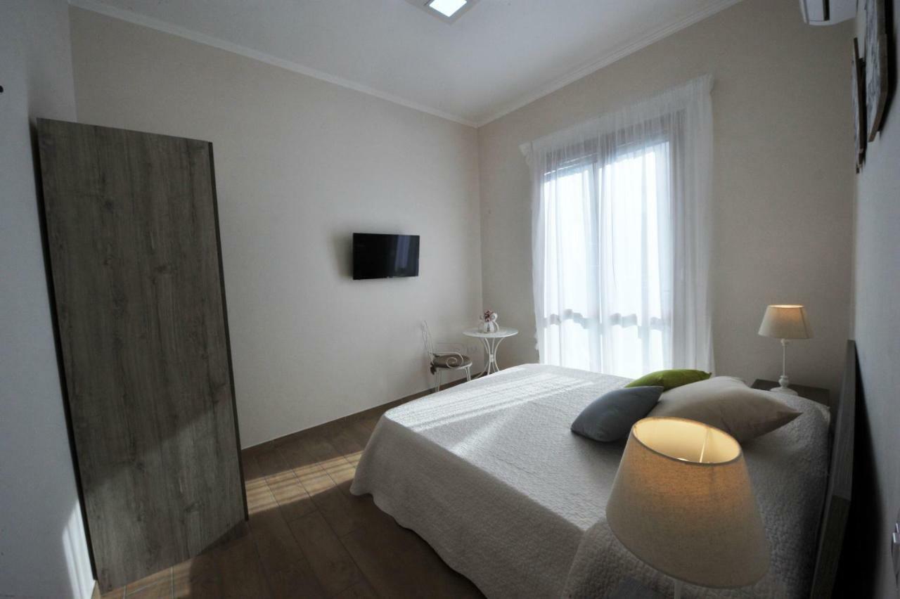 Mavi Apartments Пьяно-ди-Сорренто Экстерьер фото